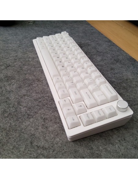 Clavier Mécanique V68 Semi Transparent – silver Switch Filaire | Compact 65% Gaming-Abidia madagscar